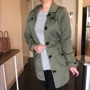 Olive Trench Coat w Removable Belt